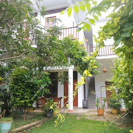 Hiriketiya Hasmal House Apartment ดิคเวลลา ภายนอก รูปภาพ