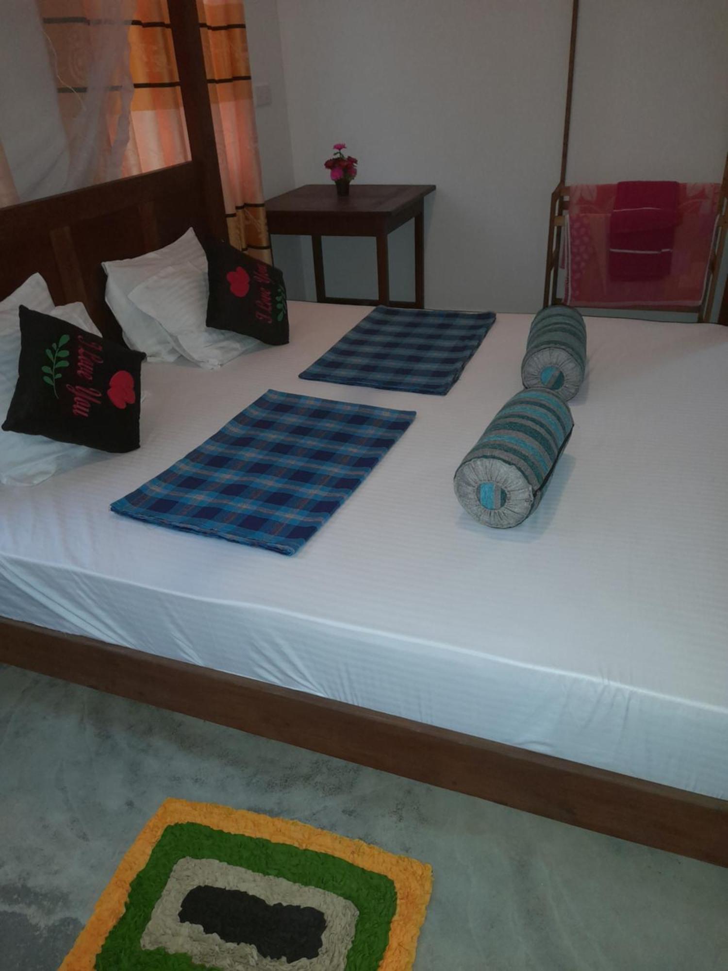 Hiriketiya Hasmal House Apartment ดิคเวลลา ภายนอก รูปภาพ